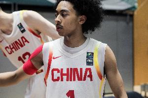 探长：中国U19男篮的小伙子们想拿下比赛 但外线防守&amp;篮板保护差