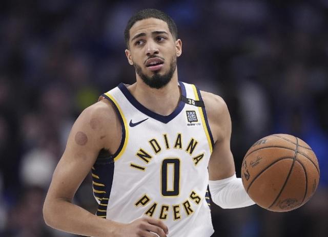 PG电子-哈里伯顿魔力不再 历史级进攻作古步行者自由落体